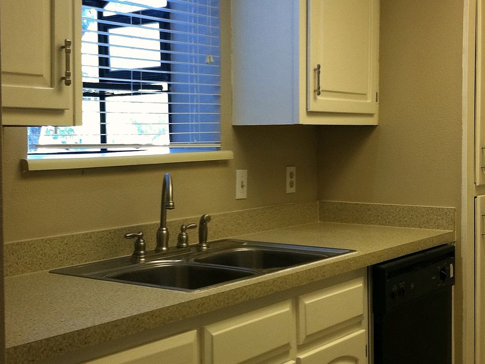 2nd image of 11843 Braesview APT 1207M
