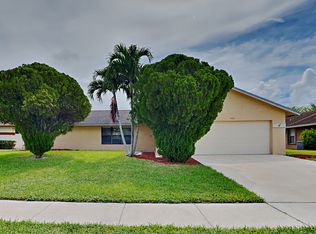 103 Sunflower Cir, Royal Palm Beach, FL 33411