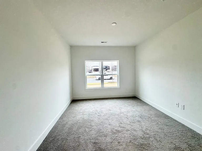 Brixton Apartments — Photo 100