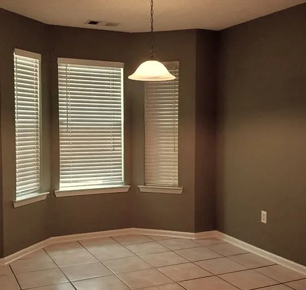 2225 Redwood Dr — Photo 6