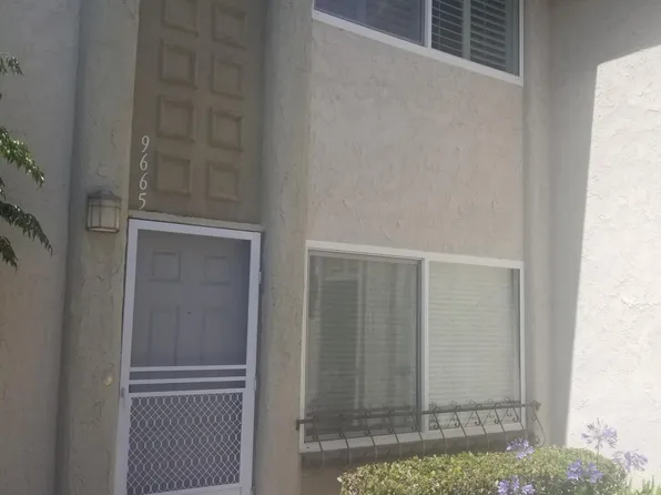 9665 Pettswood Dr, Huntington Beach, CA 92646