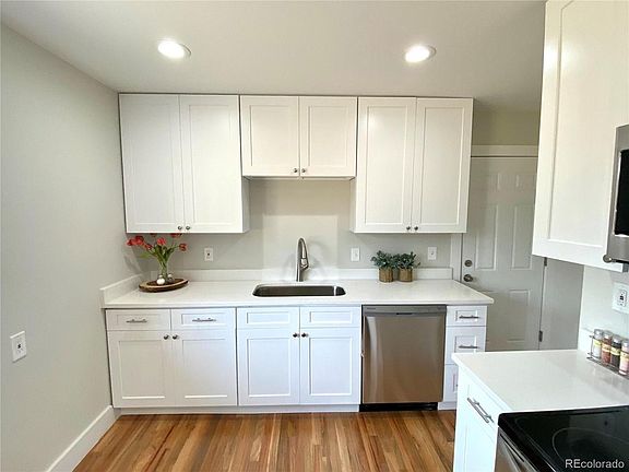 4th image of 2286 S Osceola St