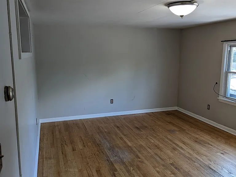 1460 Meriden Waterbury Tpke #4 — Photo 9