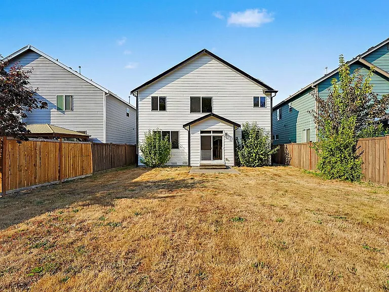 6038 Discovery St E — Photo 39