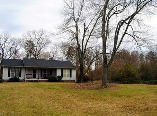 3150 Dillon Rd, Jamestown, NC 27282