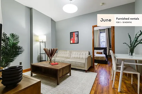 Rented by June | media 28