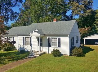 46 10th St, Fieldale, VA 24112