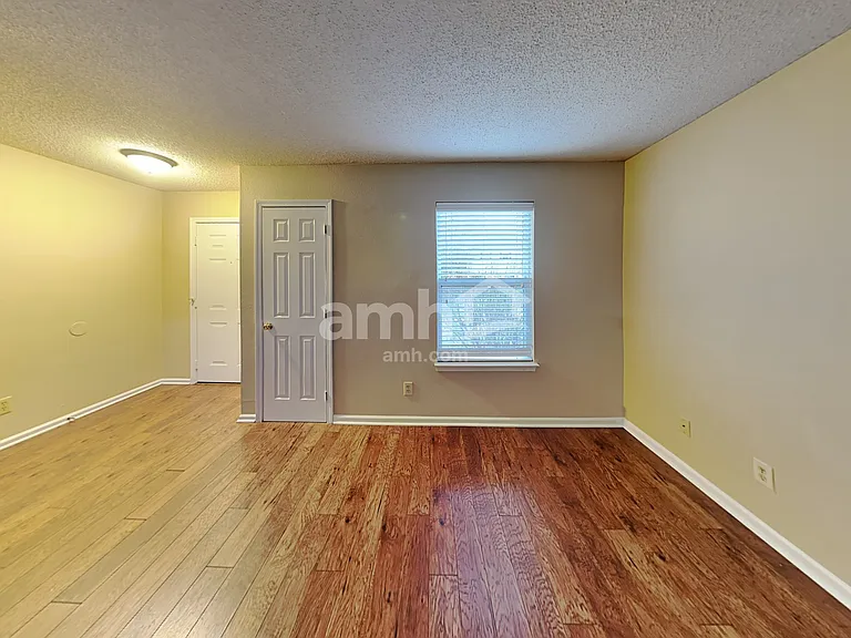 10868 Delphi Dr — Photo 5