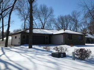 1092 94th Ln NW, Coon Rapids, MN 55433