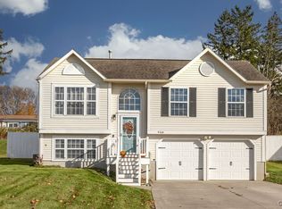 9418 Birch Tree Rd, Brewerton, NY 13029