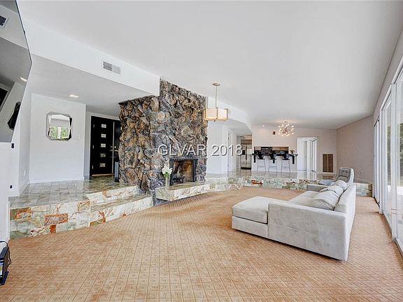 4th image of 3016 Loma Vista Ave