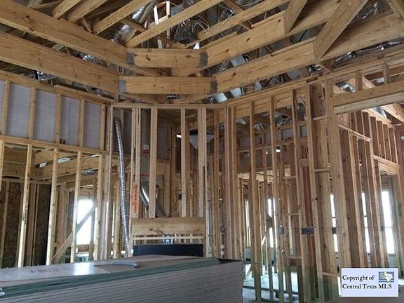 3rd image of 5624 Copper Creek Dr