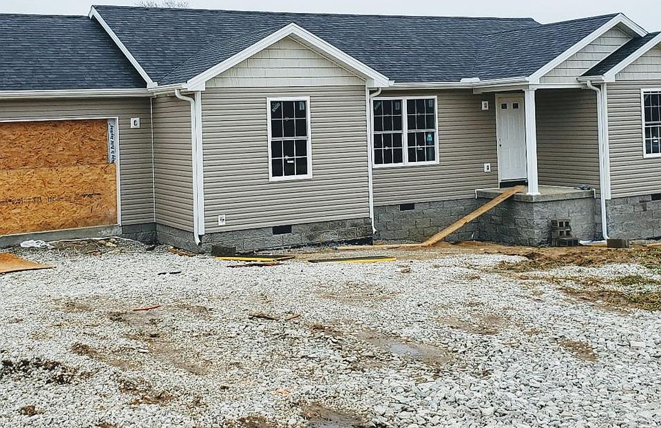 1st image of 100 Mallard Dr