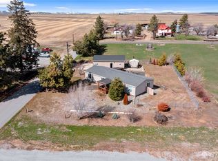 505 N Jackson St, Waterville, WA 98858