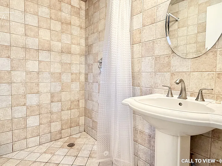 52 Rose Ave #2 — Photo 11