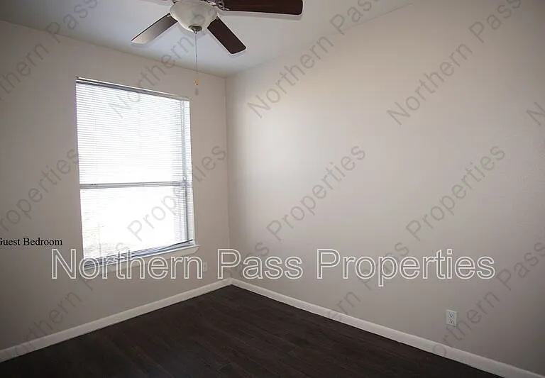 6262 Woodrow Bean #7 — Photo 10