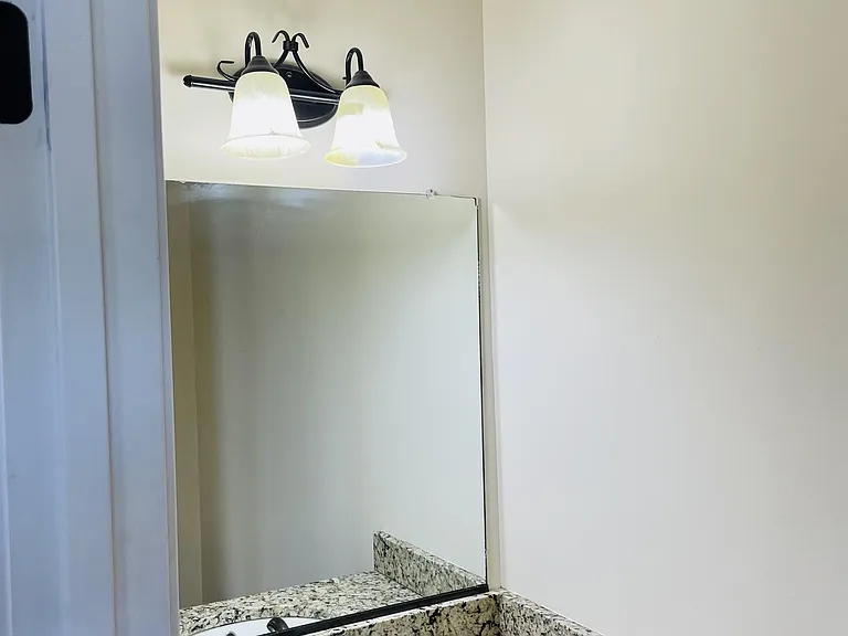 116 Capital St #1 — Photo 12