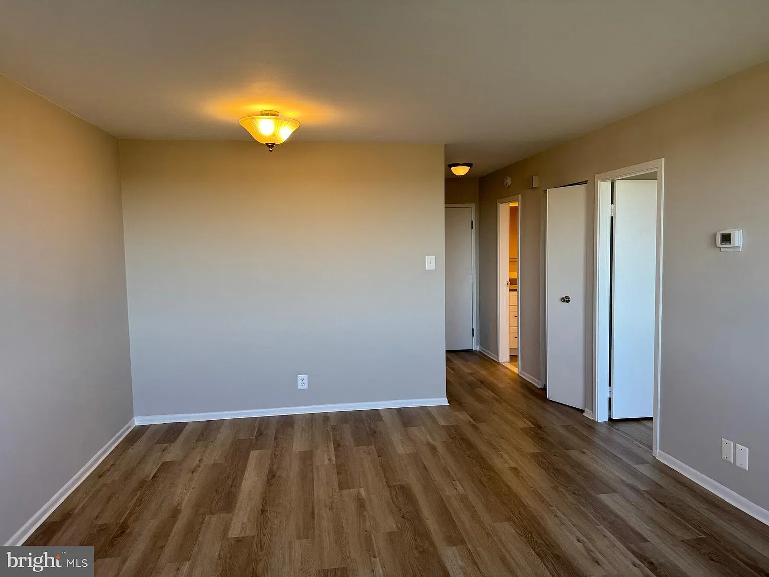 1 bed, 1.0 bath, 590 sqft, $1,600 — Photo 3