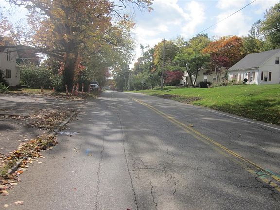 4th image of 203 Wooster Ave