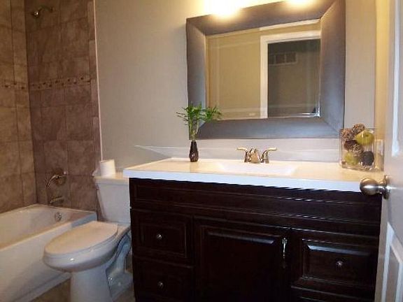 3rd image of 7958 Knottingham Cir APT C