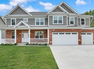 1433 Craig Rd, Saint Louis, MO 63146