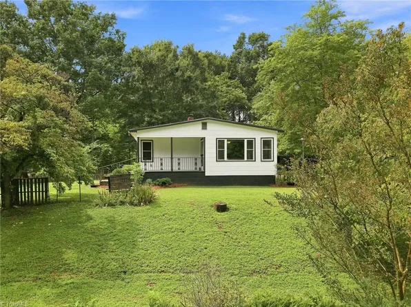 1156 Rock Quarry Rd, North Wilkesboro, NC 28659