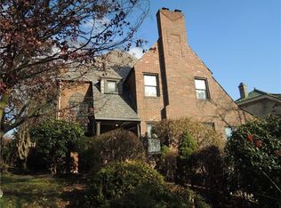 1281 Washington Rd, Mt Lebanon, PA 15228