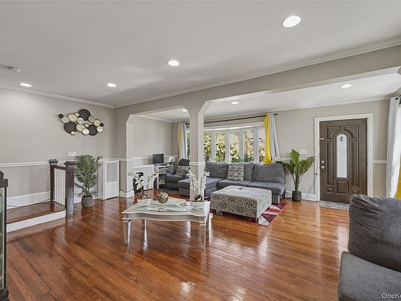 2nd image of 11932 195th Street