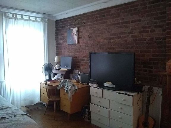 5th image of 411 9th St #1A
