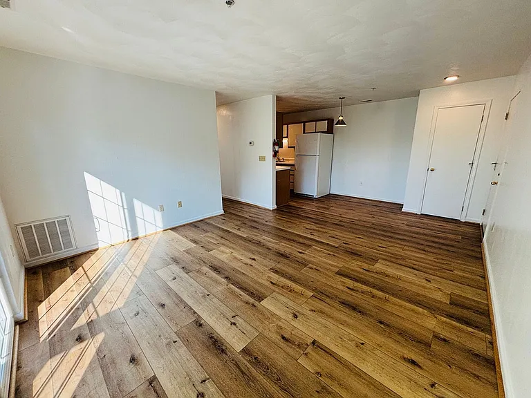 927AB - 410 Houston St. - DM — Photo 41