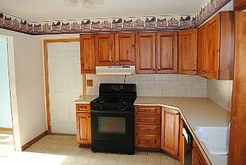 4th image of 1006 W Marsh Dr