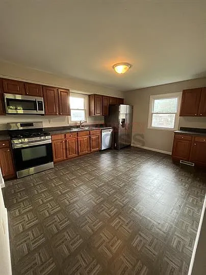 3331 W 78th Pl — Photo 3