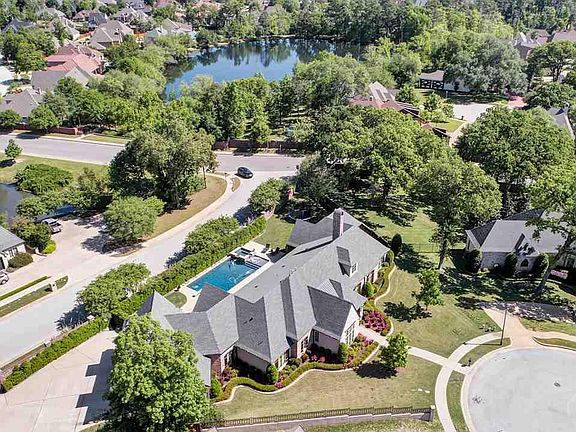 4th image of 7102 Nottaway Dr