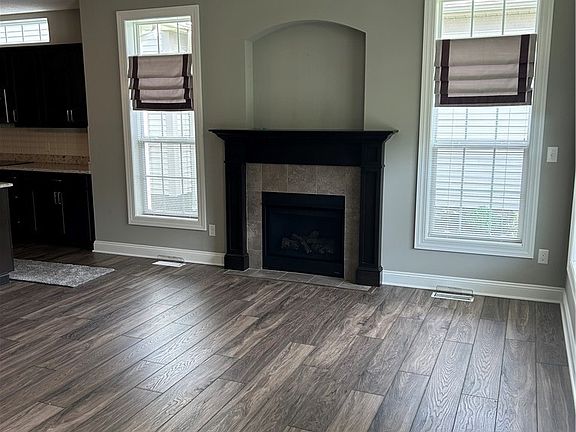 4th image of 8415 Bella Dr