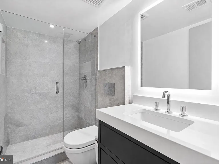 436 Q St NW #A — Photo 22