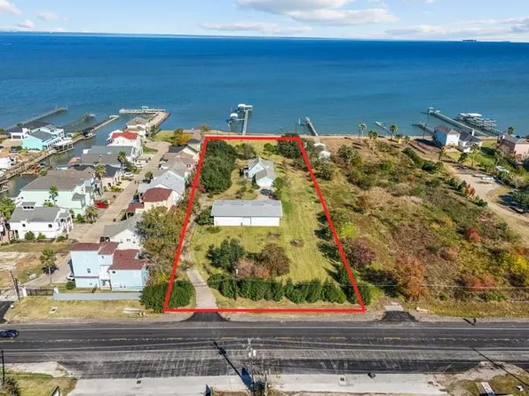 2237 Avenue A, San Leon, TX 77539