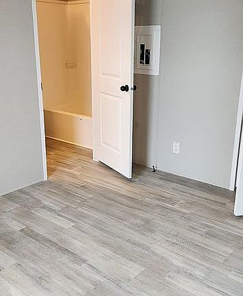 5th image of 12817 E 47th St S #39