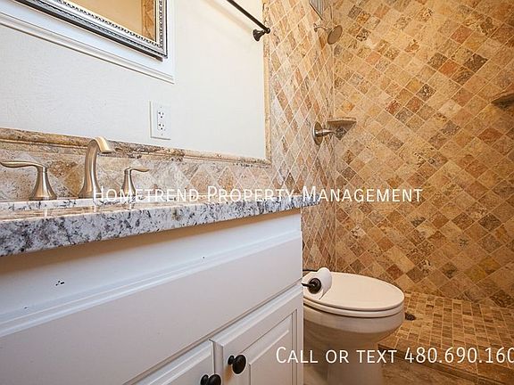 3rd image of 2108 E Balsam Ave