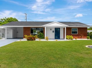 1212 Valley Forge Blvd, Sun City Center, FL 33573