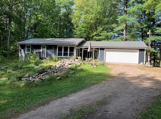 18360 Howard City Edmore Rd, Howard City, MI 49329