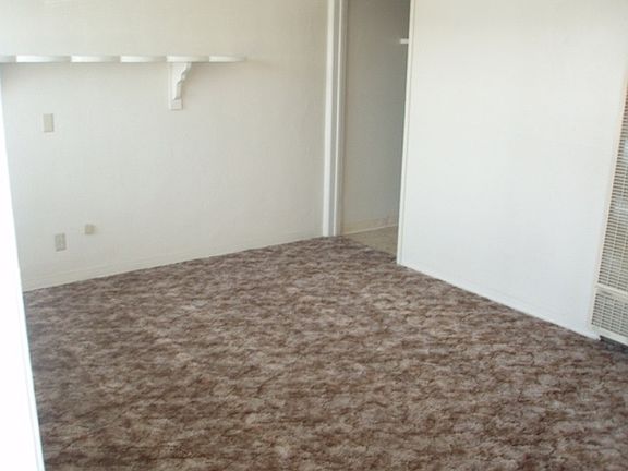 2nd image of 31951 Outer Highway 10 APT 6