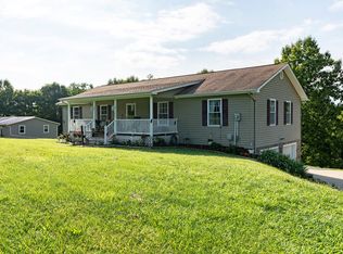 686 Ridge Dr, Piney Flats, TN 37686
