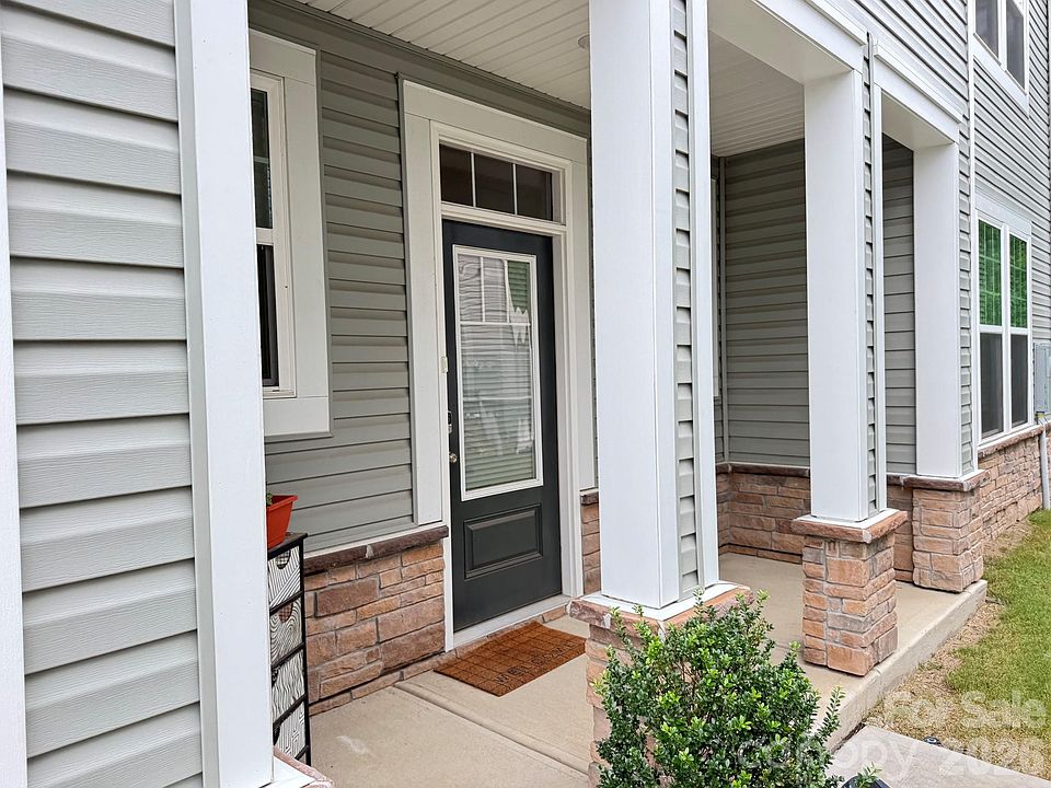 2nd image of 8036 Overmeadow Ln