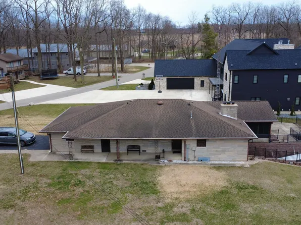 2922 Country Club Dr S, Rochester, IN 46975