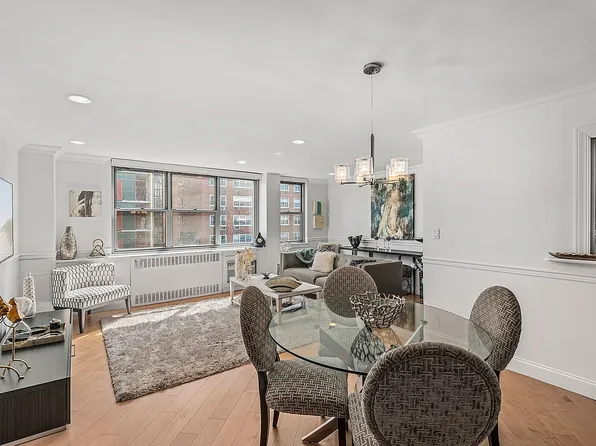 32 Gramercy Park S #9J, New York, NY 10003