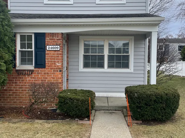 24609 Olde Orchard St #9, Novi, MI 48375