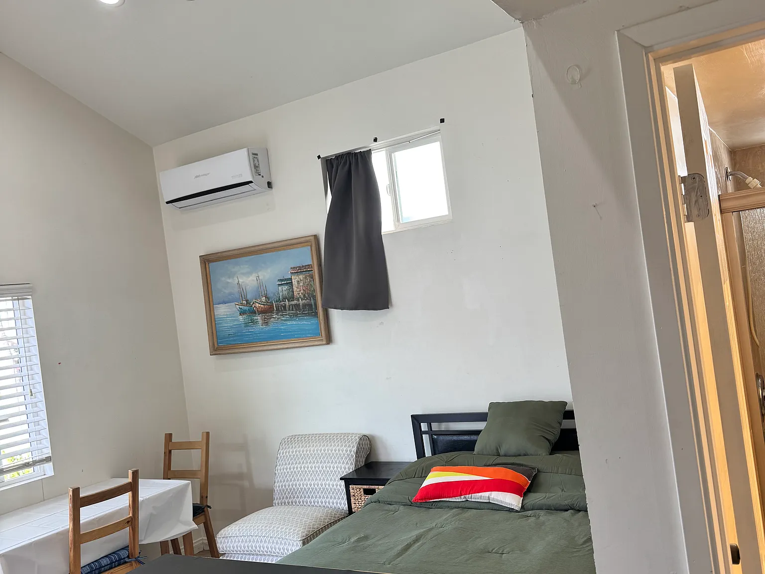 1 bed, 250 sqft, $1,600 — Photo 3