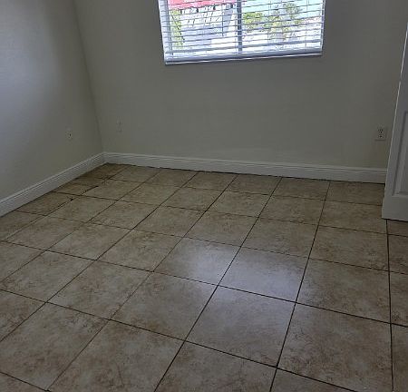 4th image of 6130 W 21st Ct APT 303