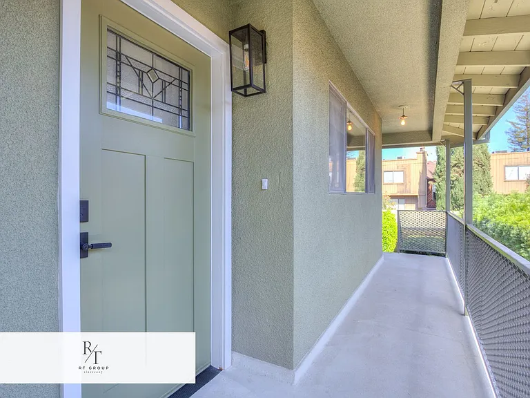 1032 S Golden West Ave #C — Photo 2