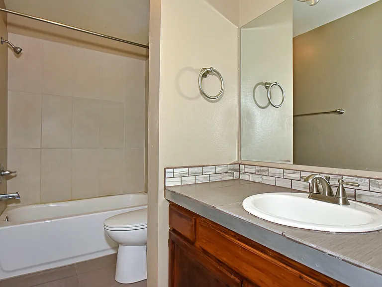 2350 Washo Cir — Photo 13